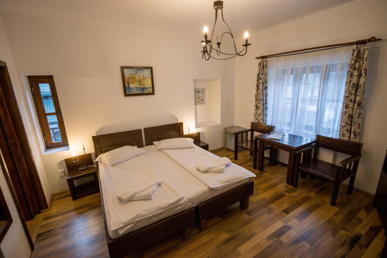 Pensiunea Rhein Affittacamere 3*